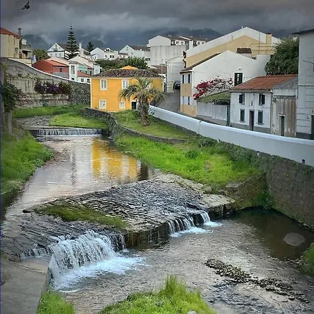 Casa Na Ribeira *