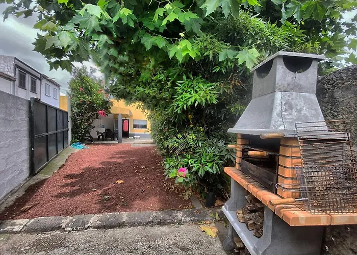 Casa Na Ribeira * Ribeira Grande